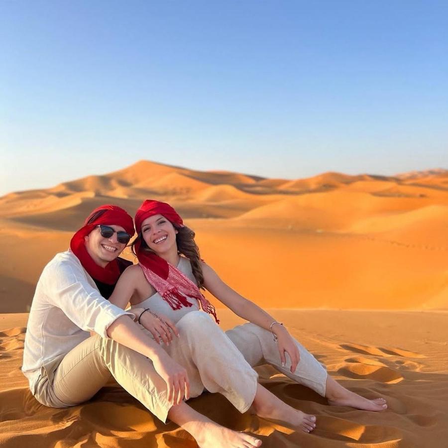 Sahara Luxury Glamping Hotel Merzouga Ngoại thất bức ảnh