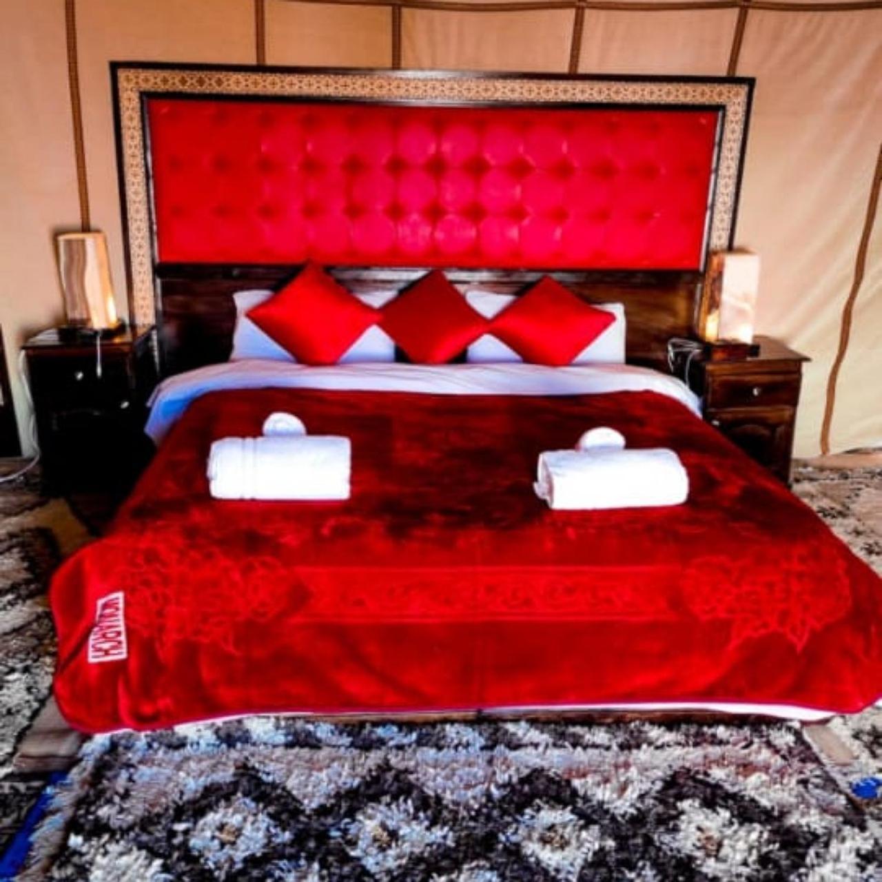 Sahara Luxury Glamping Hotel Merzouga Ngoại thất bức ảnh