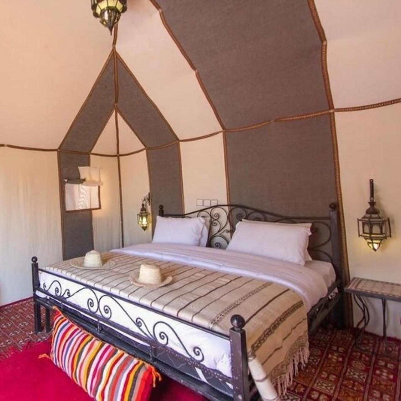 Sahara Luxury Glamping Hotel Merzouga Ngoại thất bức ảnh